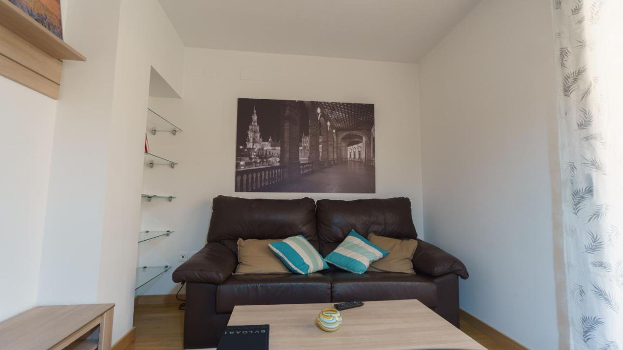 Rentalsevilla Coqueto Apartamento Con Terraza Privada ภายนอก รูปภาพ